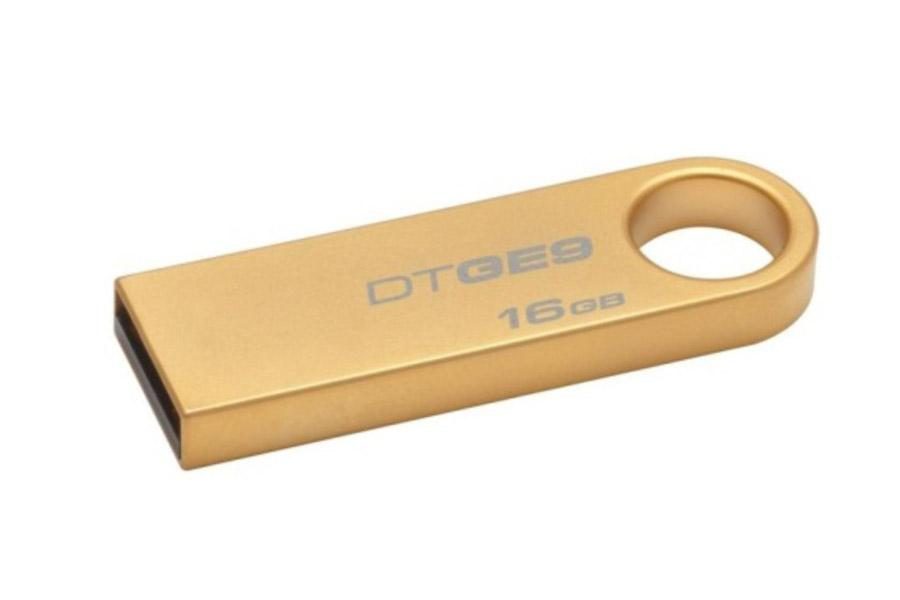 金士顿 DataTraveler GE9 16Go 对比 IStorage DatAshur BT 128 Go