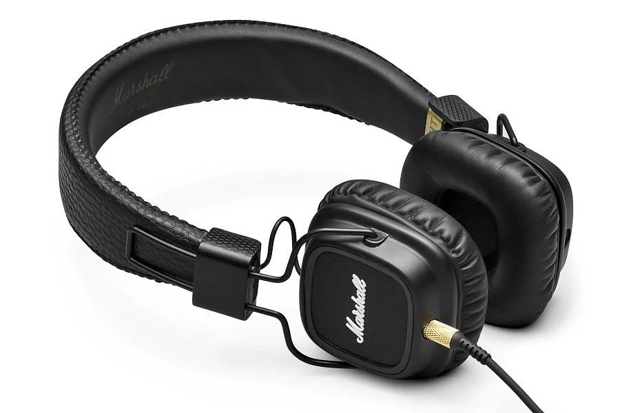 Marshall Major II พร้อม Ultimate Ears UE Fits