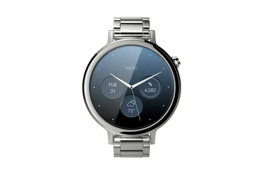 Motorola Moto 360 (2nd Gen) 42 มม. (ผู้หญิง) กับ Withings ScanWatch 2