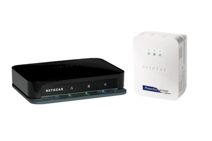 Netgear Powerline XAVB5004 與 Devolo dLAN 1200+ 入門套件