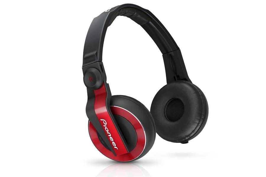 Pioneer HDJ-500-R 对比 Ultimate Ears UE 贴合