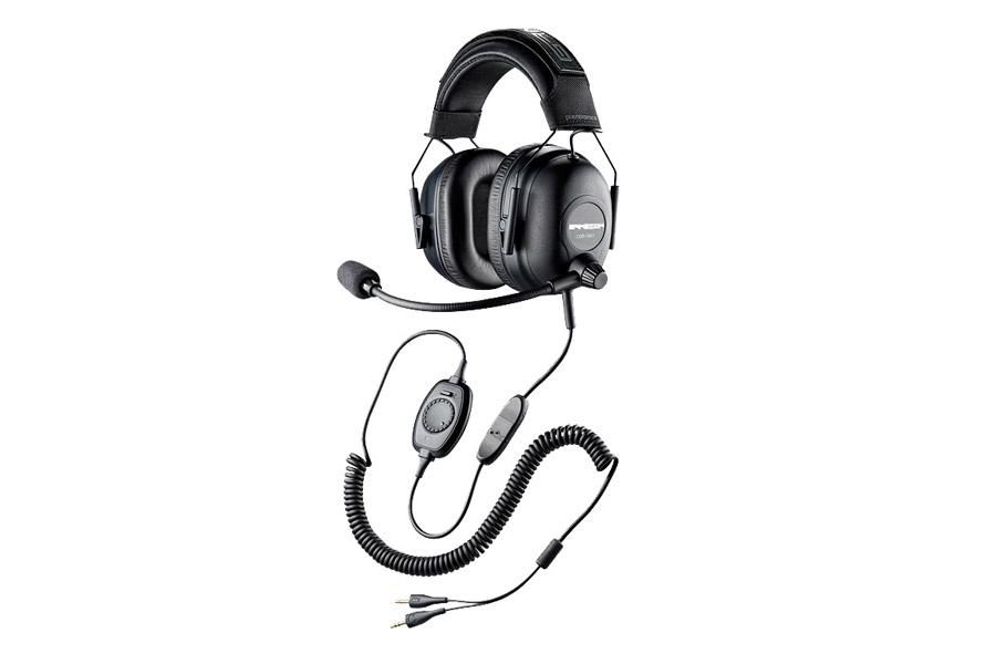 ผู้บัญชาการ Plantronics GameCom กับ Sennheiser GSP 670