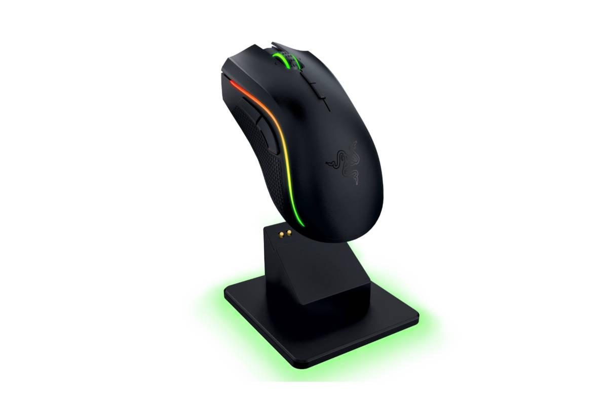 Razer Mamba Wireless (2015) 相对于 Logitech MX Master 3 for Mac