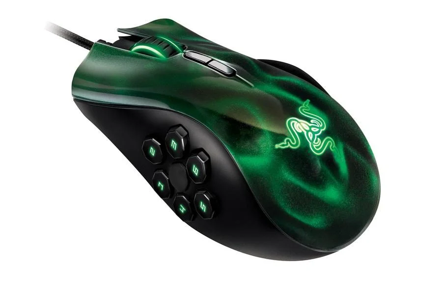 Razer Naga Hex 与 Lexip Np93 Alpha