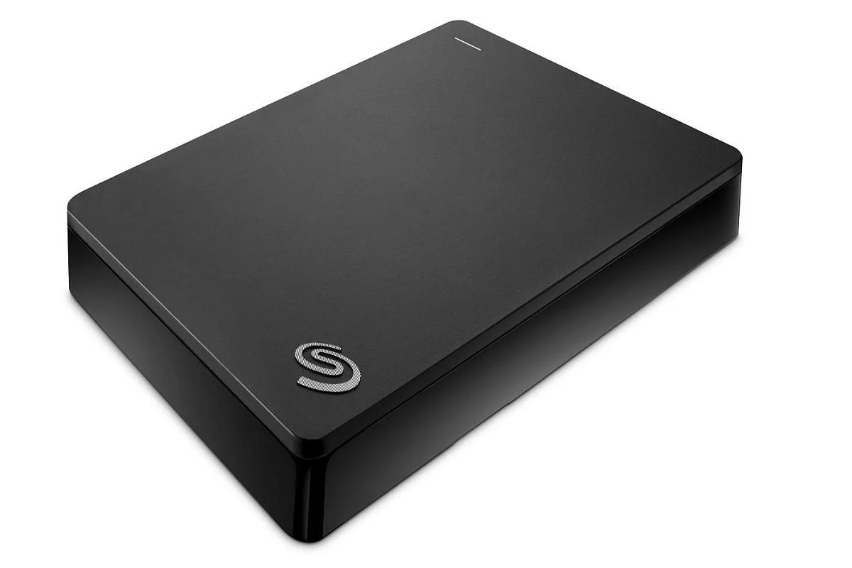 Seagate Backup Plus 4 至 IStorage DiskAshur M2 1 至