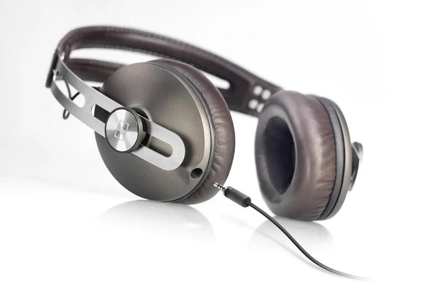 Sennheiser Momentum contre Ultimate Ears UE 贴合