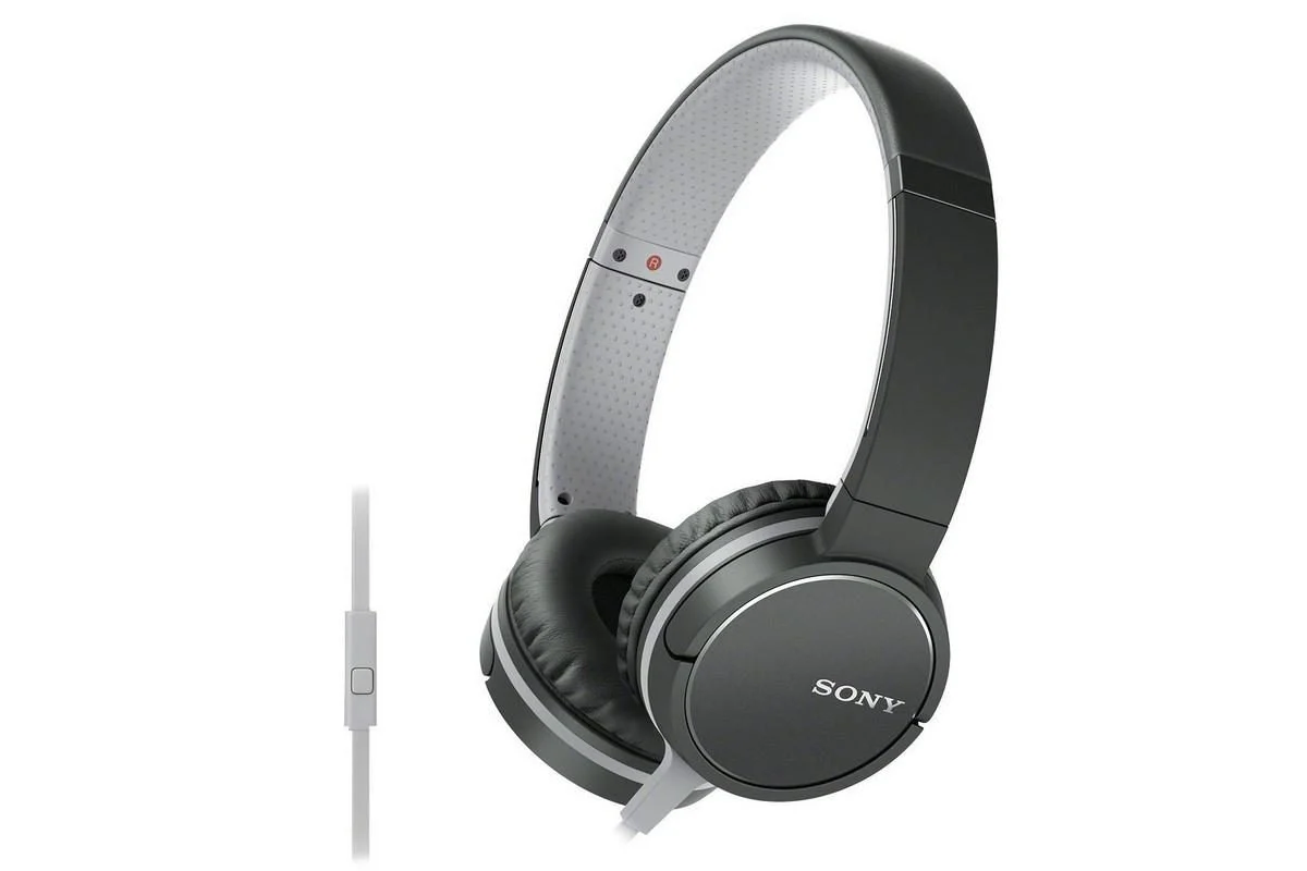 Sony MDR-ZX660AP 對比無耳（棒）