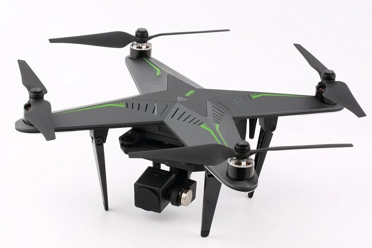 Xiro Xplorer V 與 Parrot Anafi FPV