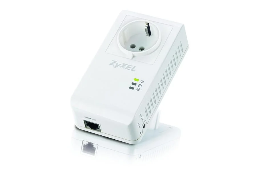 Zyxel PLA4215 Duo (EU0201F) 与 AVM FRITZ!Powerline 1240E WLAN 套件