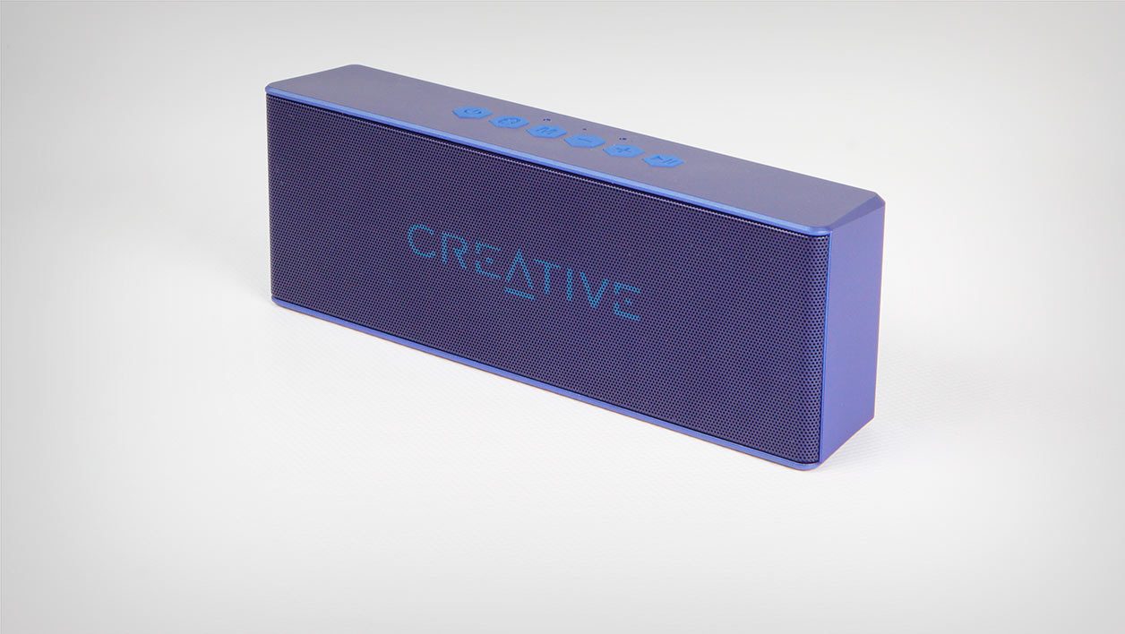 Creative Muvo 2 與 Bose SoundLink Flex