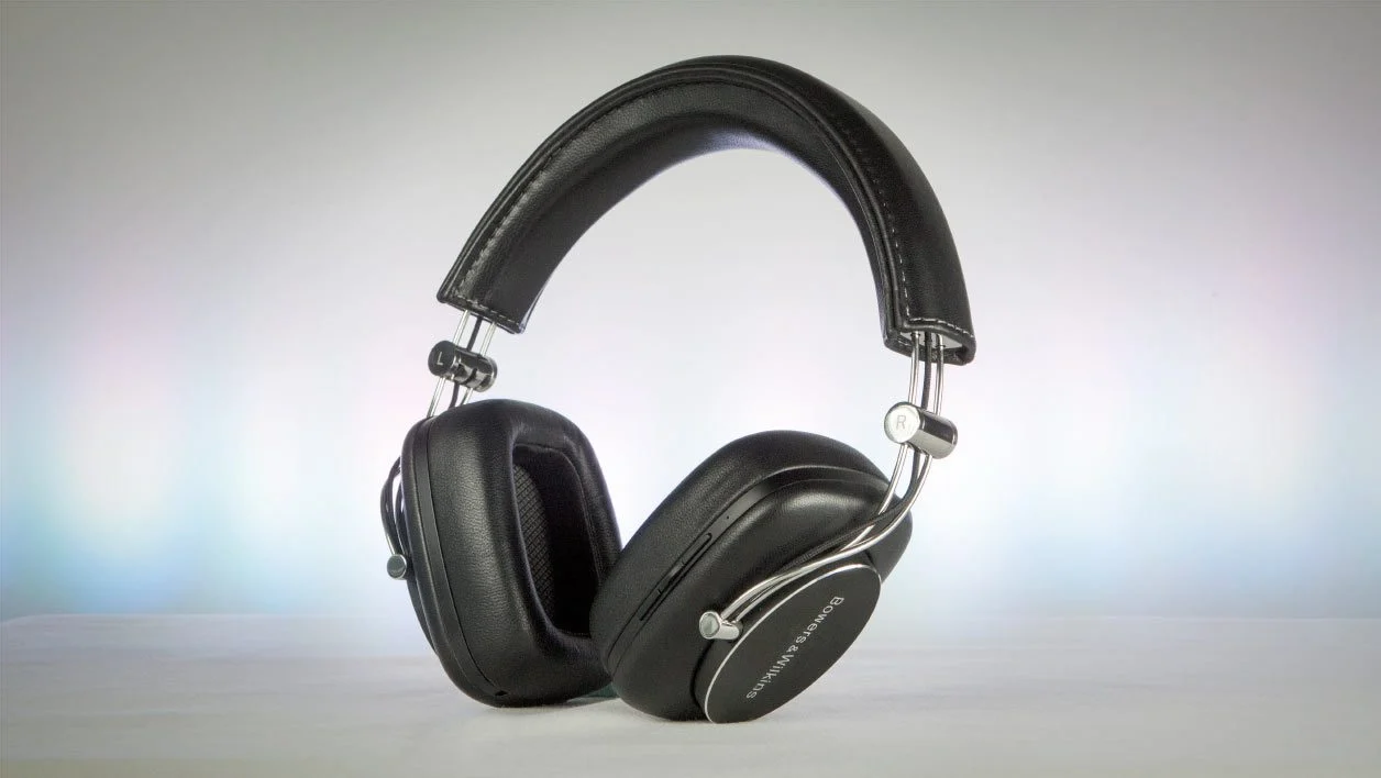 Bowers &amp; Wilkins contre Ultimate Ears UE 贴合