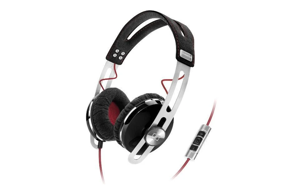 Sennheiser Momentum On-Ear 與 Shokz OpenRun Pro 2