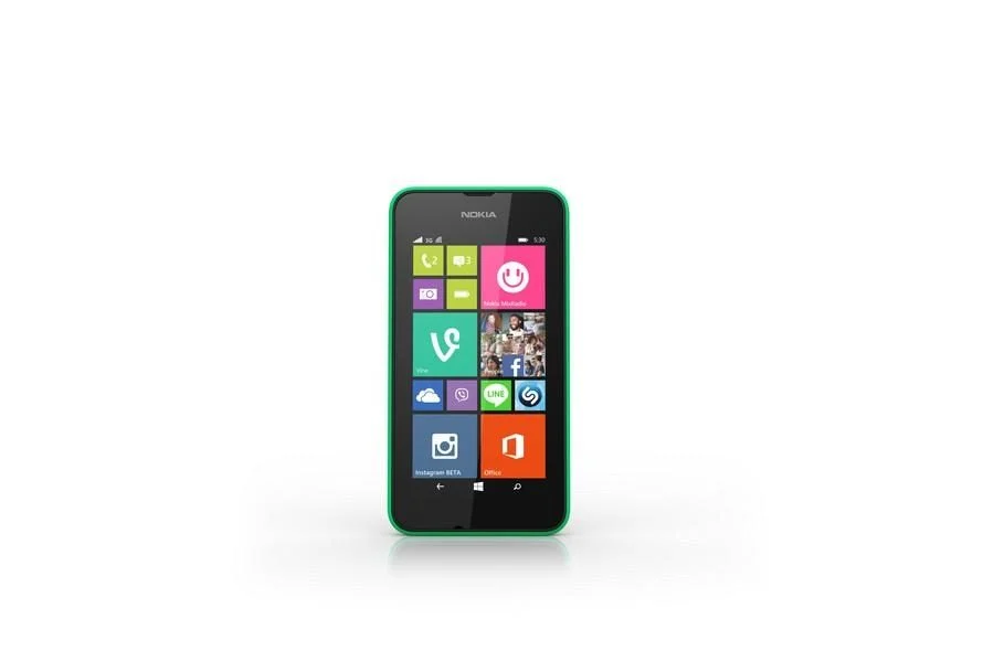 微軟（Nokia）Lumia 530 與Google Pixel 9 Pro Fold