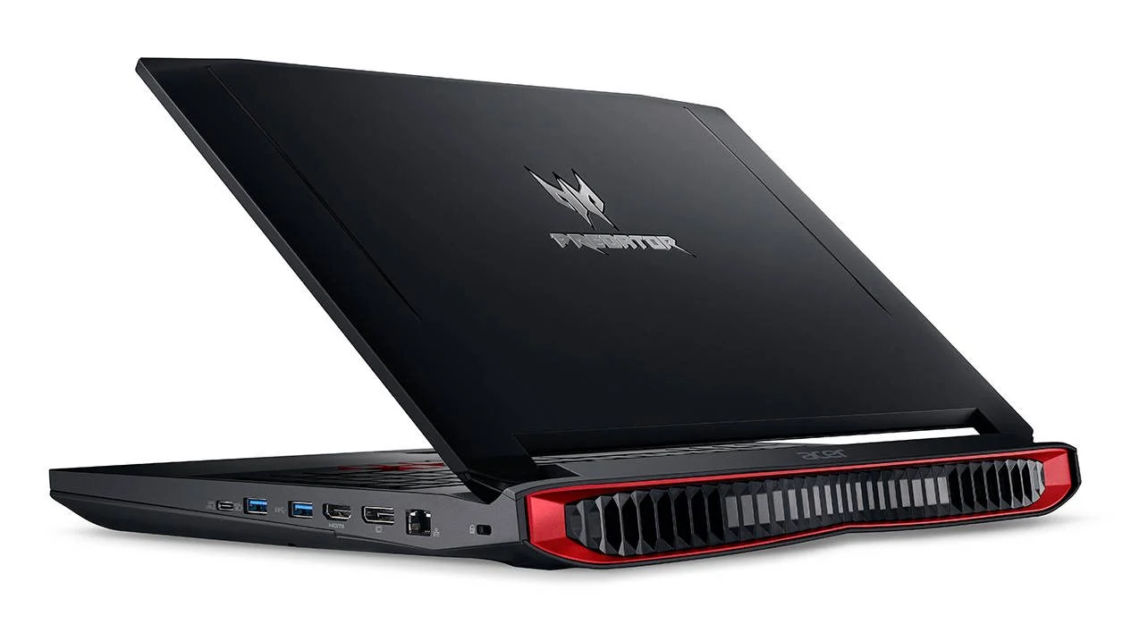 宏碁 Predator 15 (G9-593-56C8) 与 Alienware m18