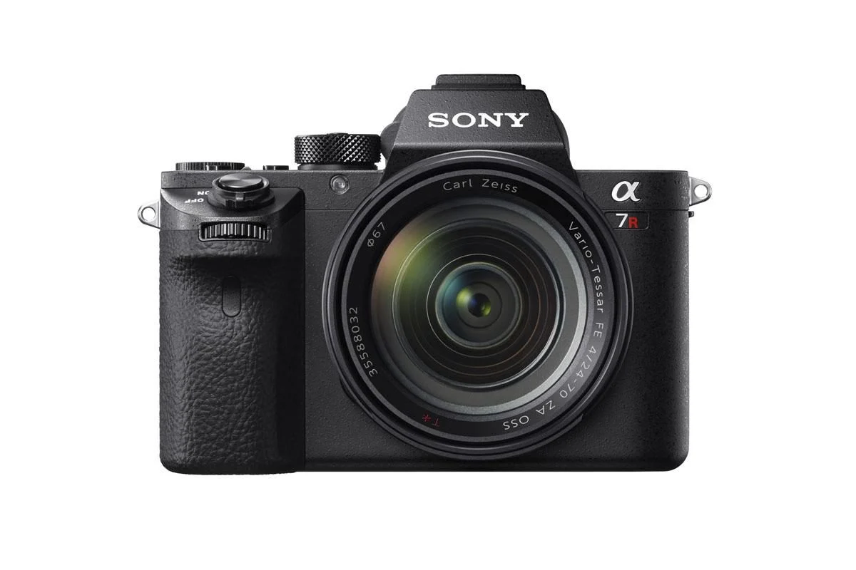 Sony Alpha A7R Mark II 與奧林巴斯 OM-D E-M1 Mark III