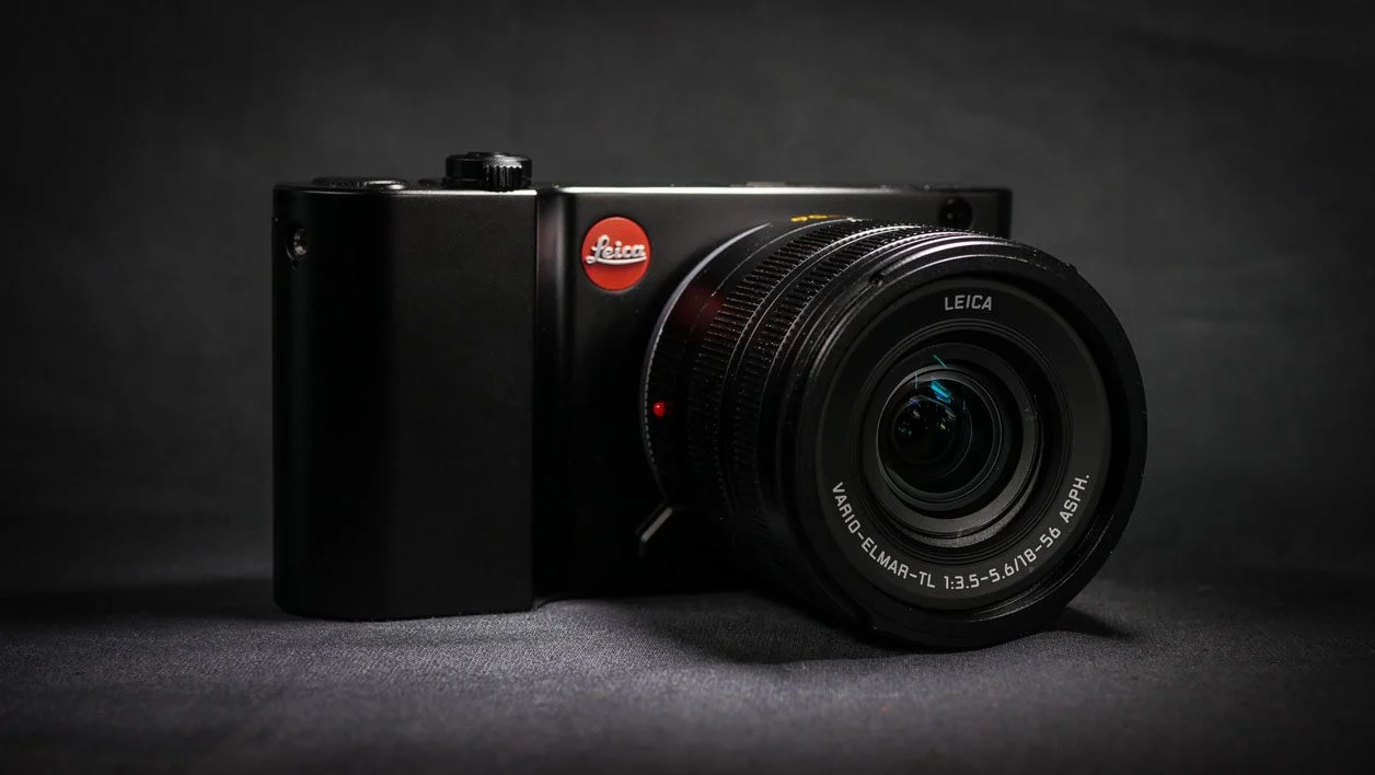 Leica TL2 กับ Olympus OM-D E-M1 Mark III