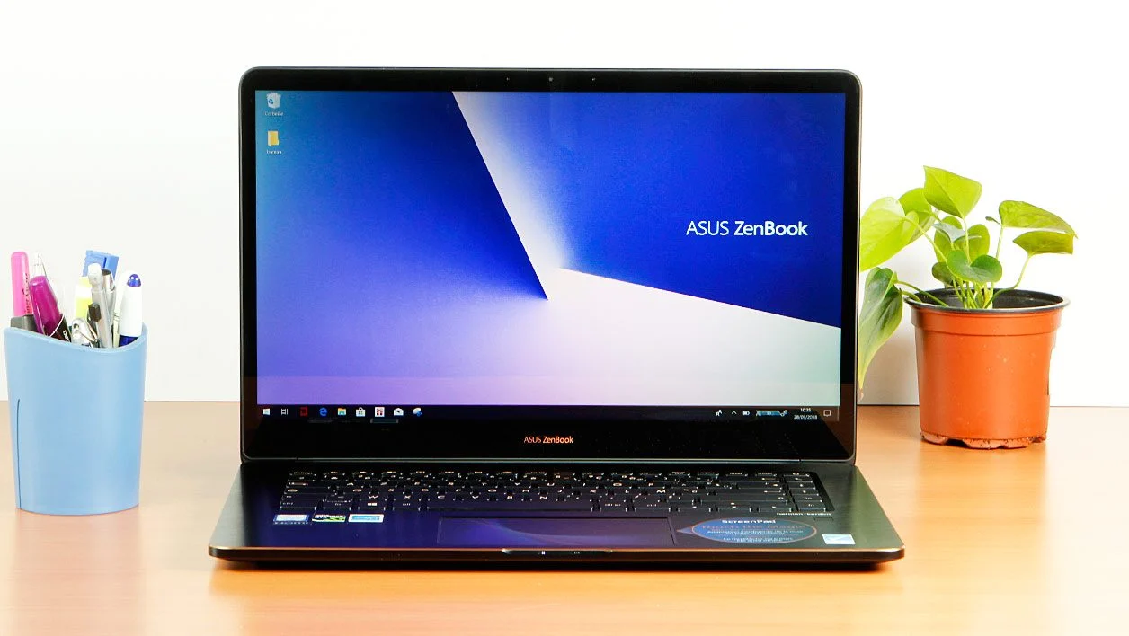 Asus ZenBook Pro 15 (UX580GE-E2048T) กับ Apple MacBook Pro 16 นิ้ว 2023 M2 Pro