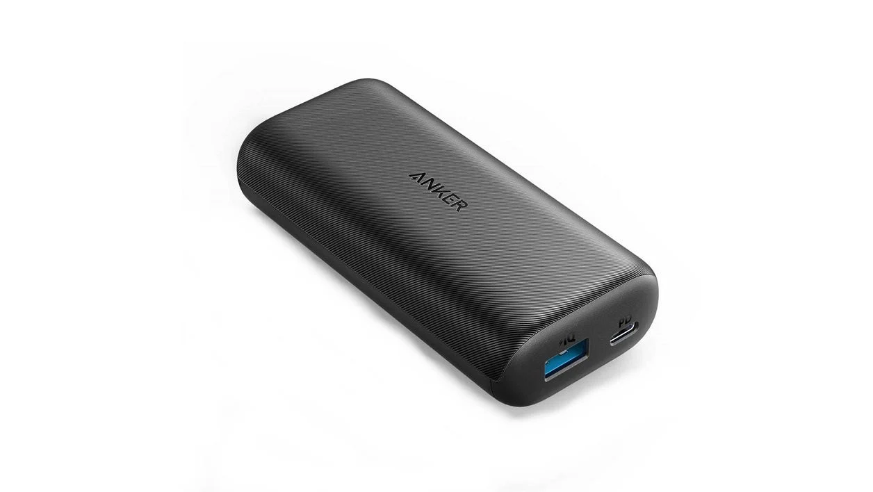 Anker PowerCore 10000 USB-C PD 與 Ugreen 15W 無線充電器