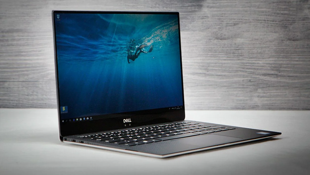 Dell XPS 13 (CNX37001) พร้อม LG Gram 17Z90Q-G.AD78F