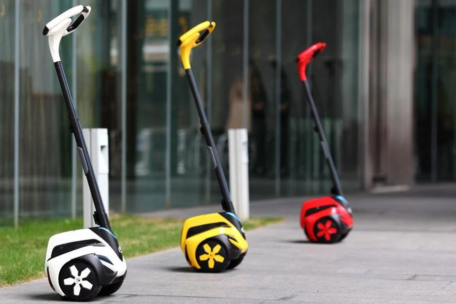 SCV InMotion R1EX กับ Xiaomi Mi Electric Scooter Pro 2