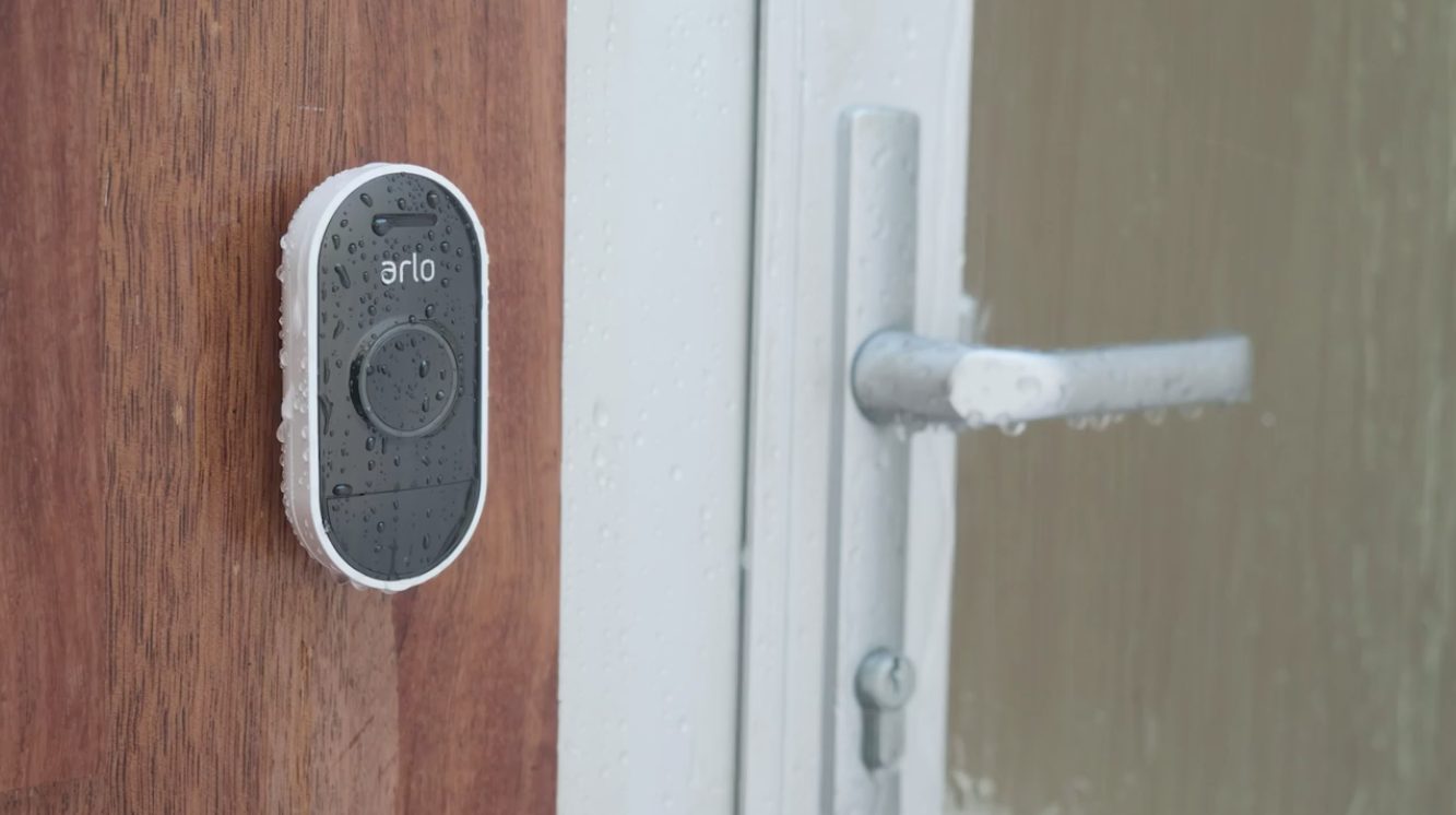 Arlo Doorbell 與 Google Nest Cam 比較