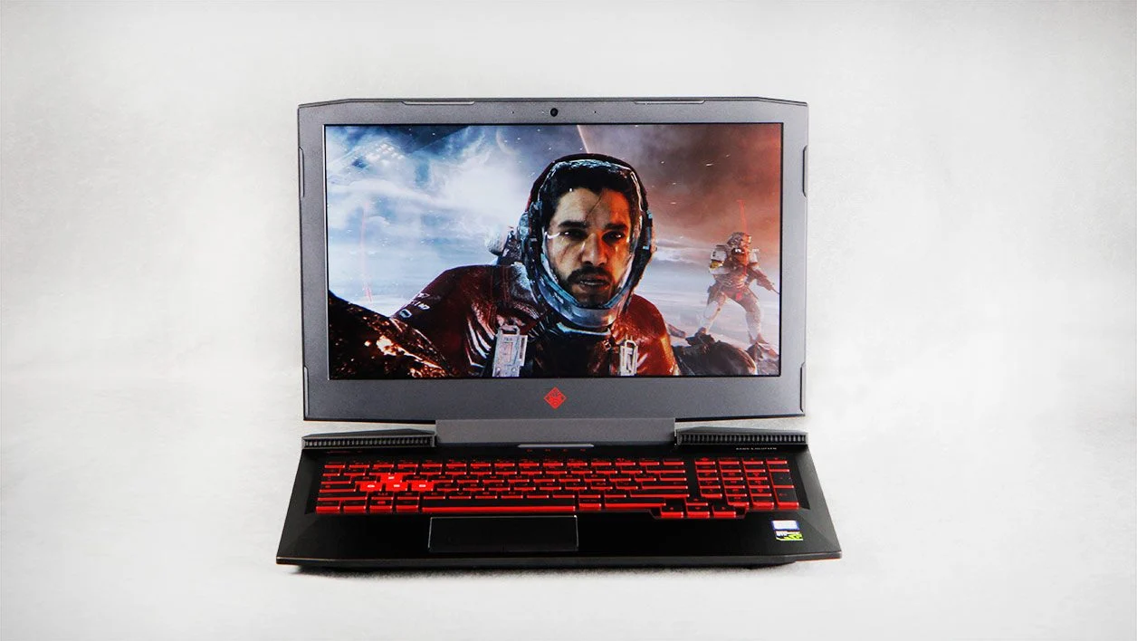 hp Omen 15 (15-ce099nf) vs Asus Zephyrus M16 GU604VY-001W