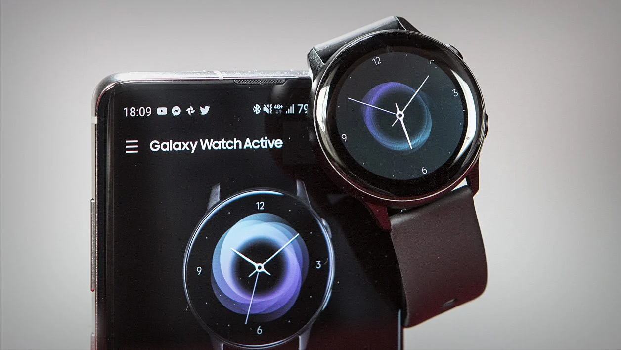 三星 Galaxy Watch Active 对比 Withings ScanWatch 2