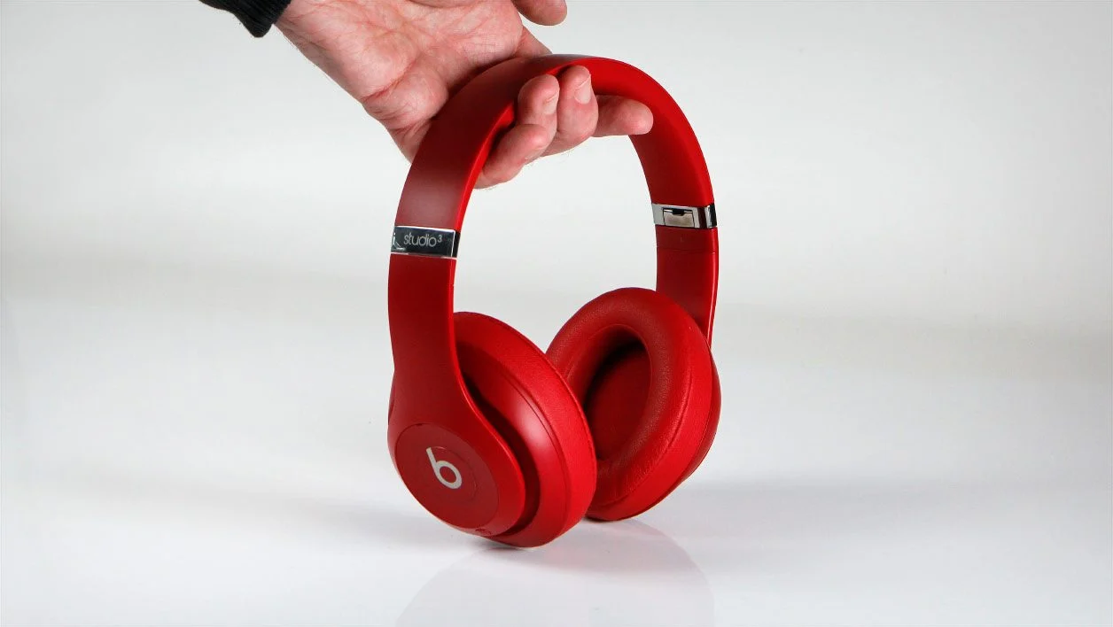 Beats by dr dre Studio3 Wireless contre Ultimate Ears UE 适合