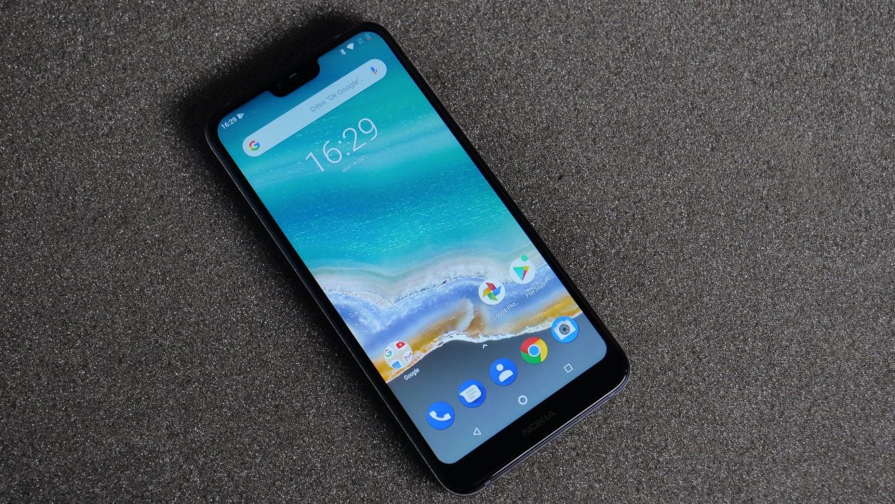 诺基亚 7.1 与谷歌 Pixel 9 Pro Fold