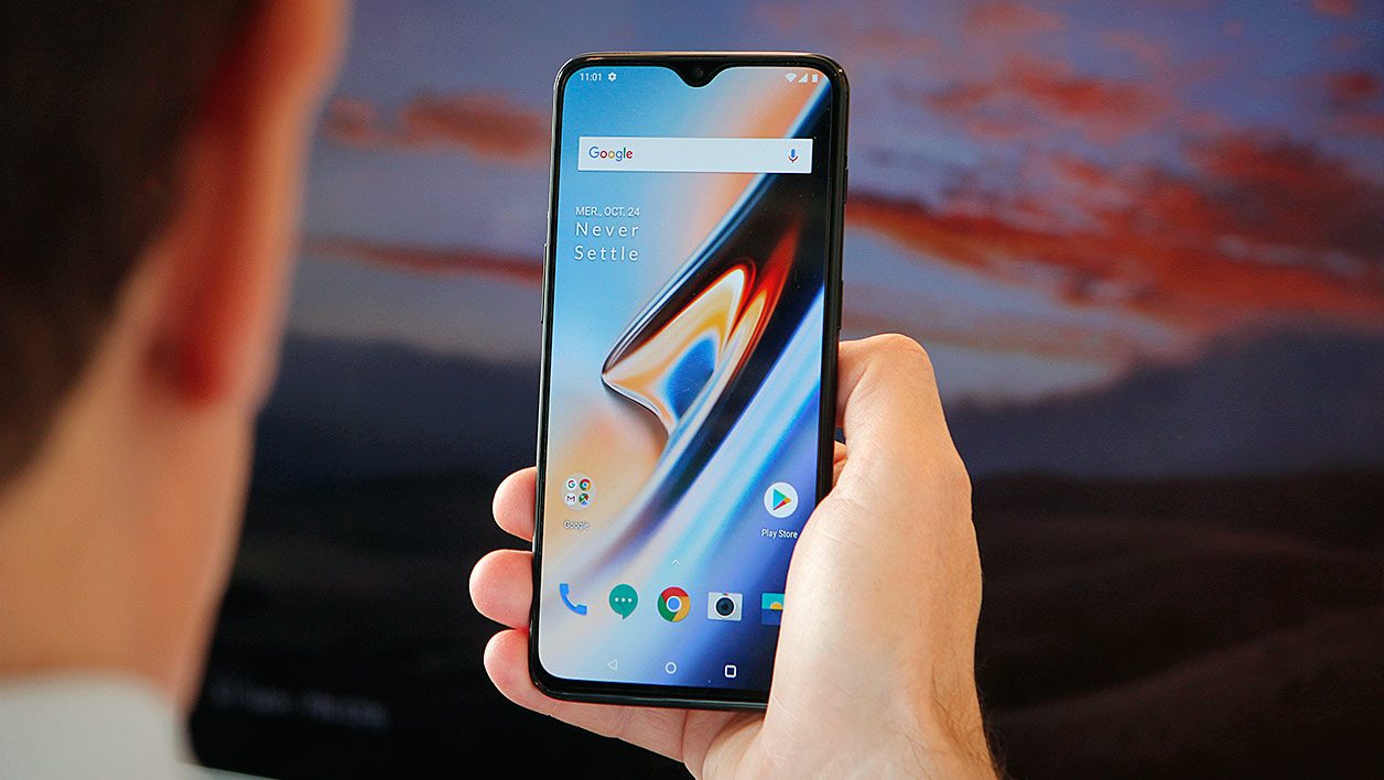 OnePlus 6T (8 Go) 对比 Google Pixel 9 Pro Fold