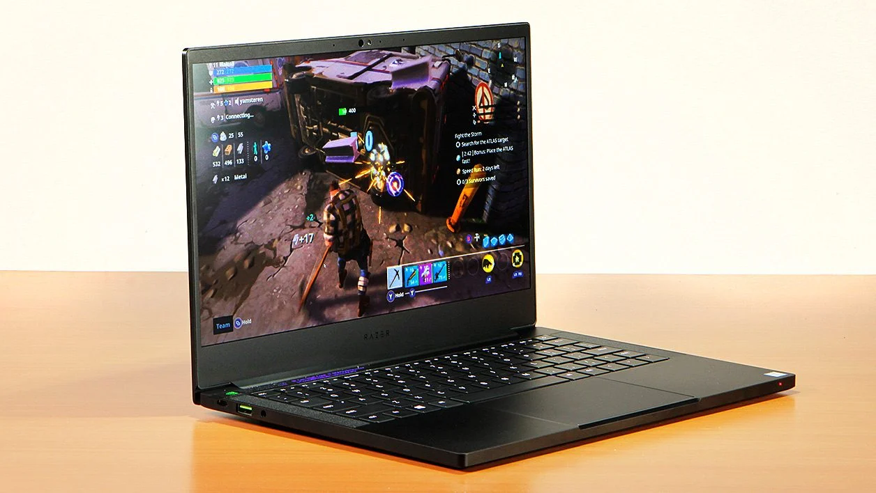 Razer Blade Stealth 13 (RZ09-0281) 比較 LG Gram 17Z90Q-G.AD78F