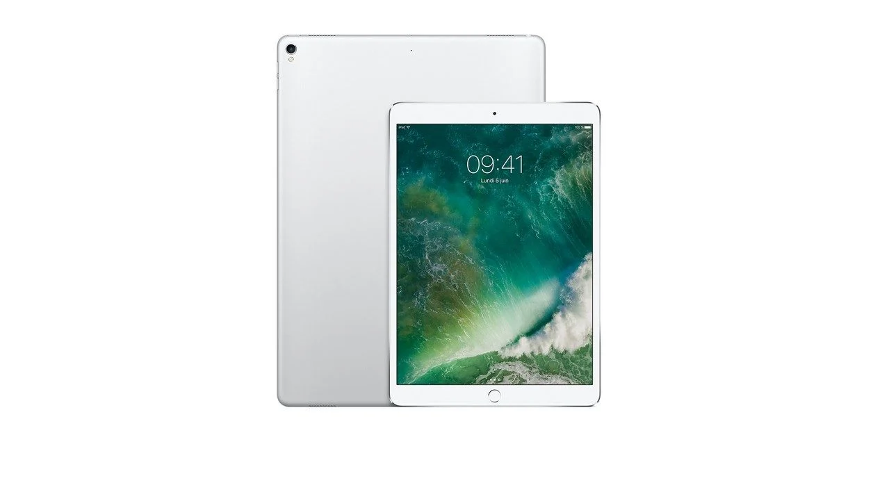 Apple iPad Pro 10.5 512GB Wi-Fi + 4G 與 Apple iPad 2022（第 10 代）