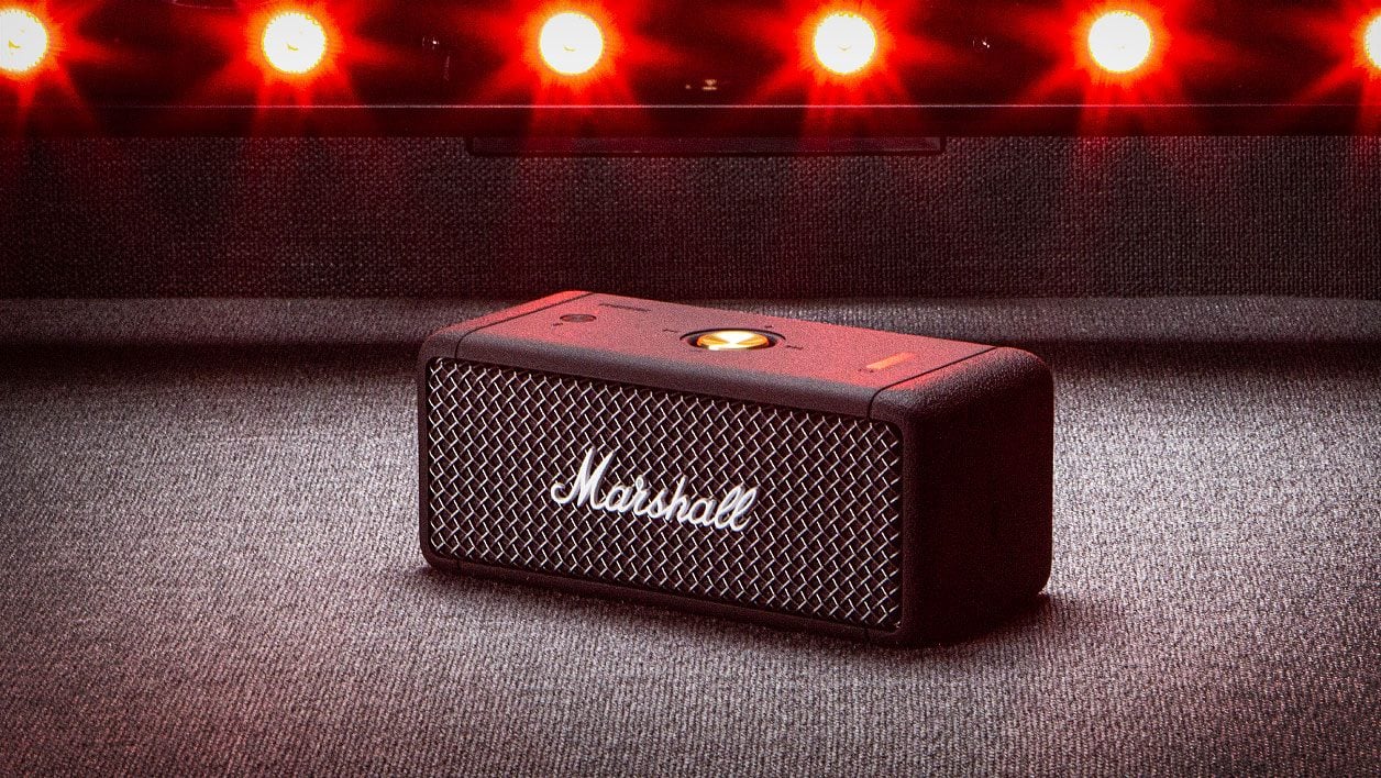 Marshall Emberton 对比 Bose SoundLink Flex