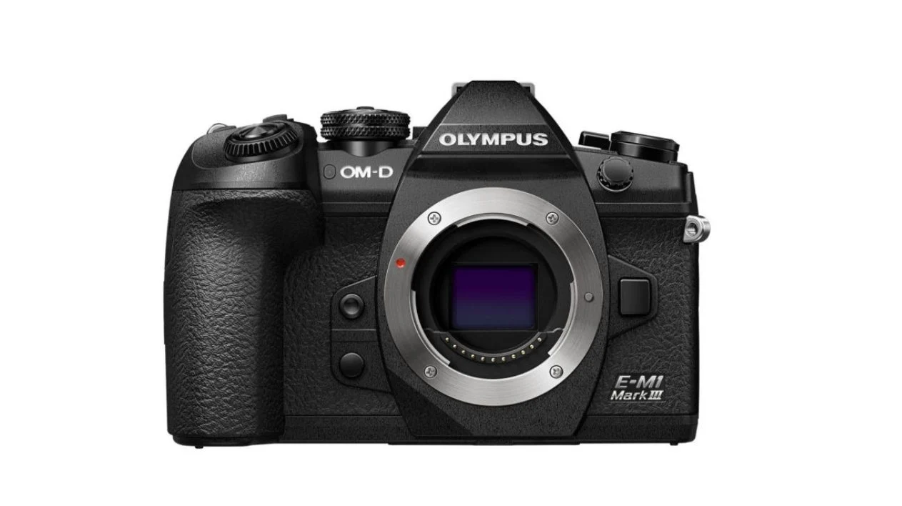 Olympus OM-D E-M1 Mark III กับ Olympus OM-D E-M5 Mark III