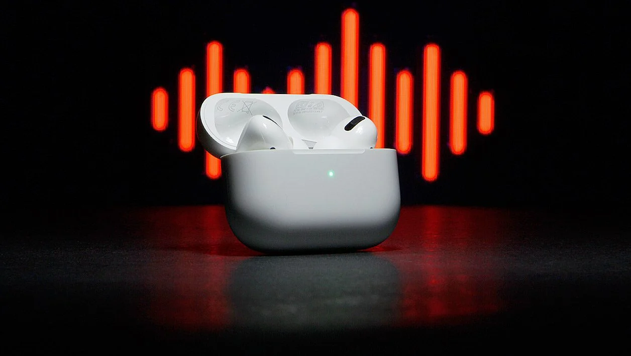 Apple AirPods Pro 比較 Ultimate Ears UE 貼合