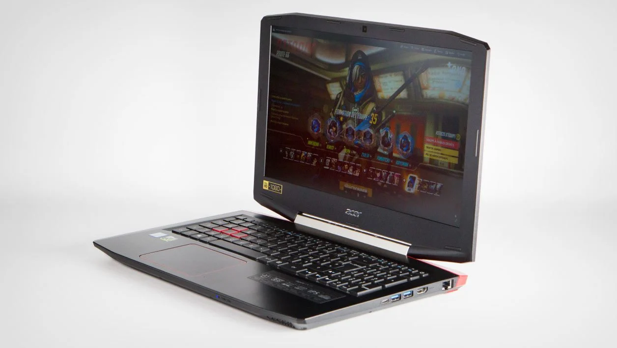 Acer Aspire VX15 (VX5-591G) 與 Thomson X15 Gaming