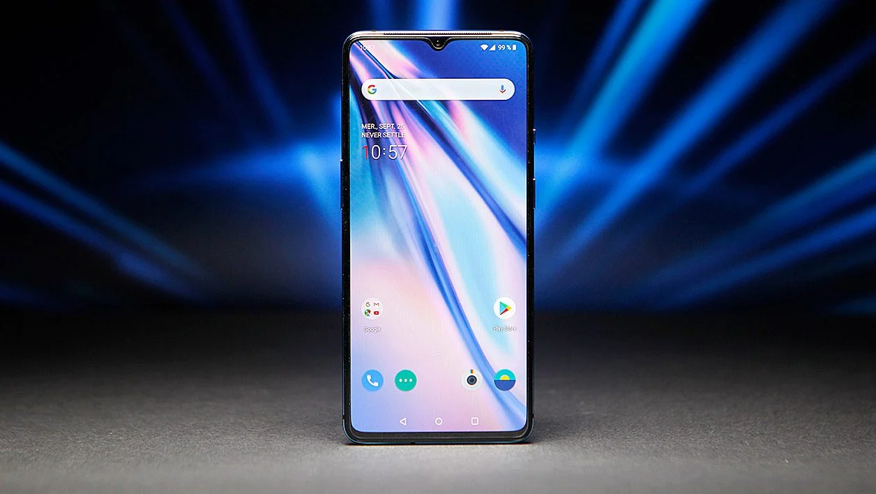 OnePlus 7T 對比 Blackview Hero 10