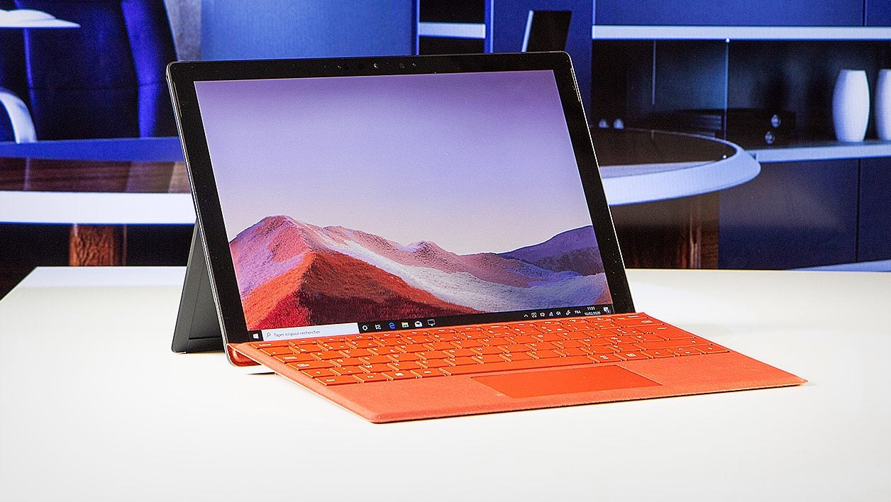 微软 Surface Pro 7 与微软 Surface Pro 9