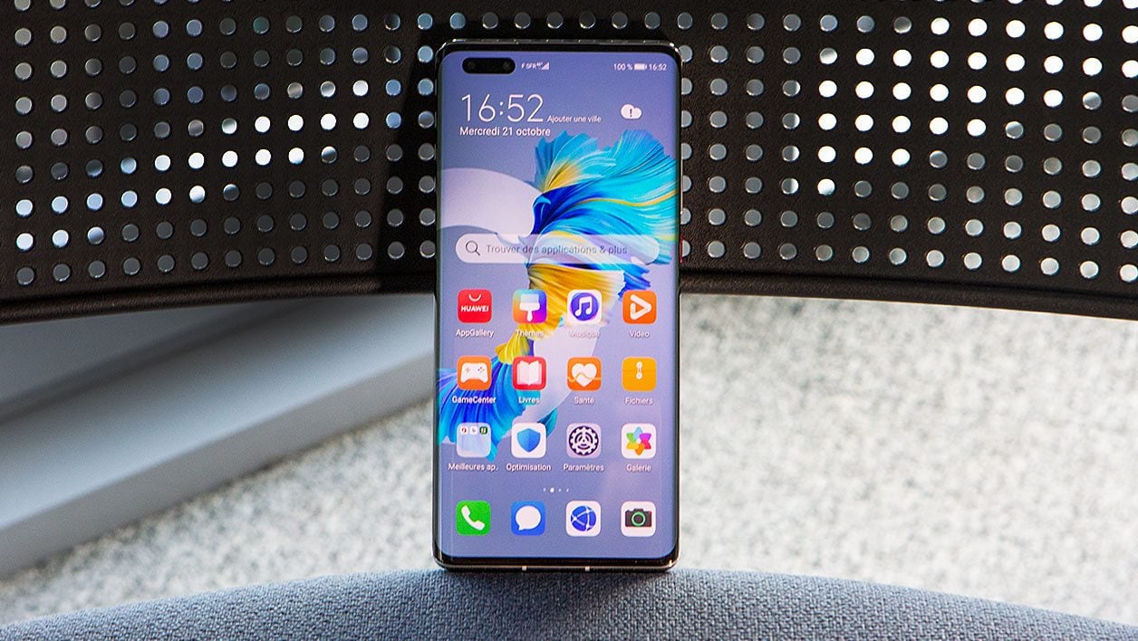 华为 Mate 40 Pro 与谷歌 Pixel 9 Pro Fold