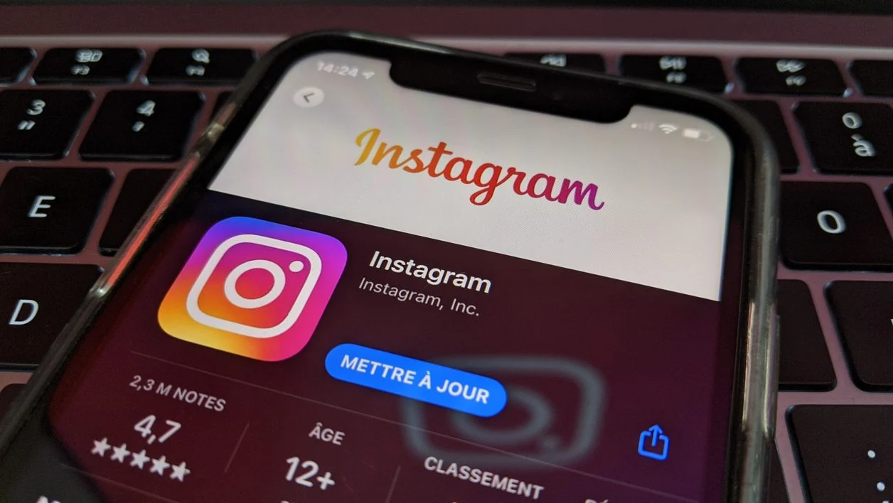 不會，Instagram 不會與其他用戶分享您的位置