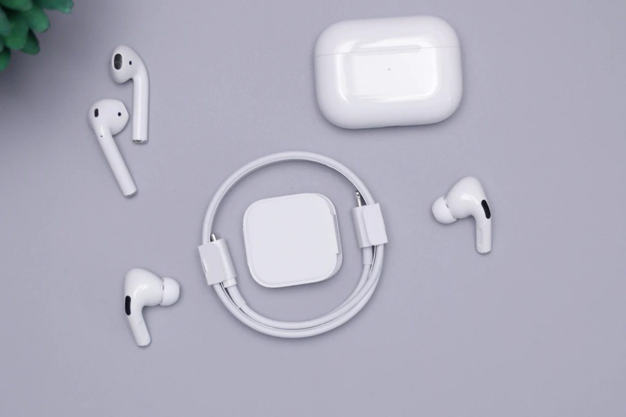 Apple AirPods Pro 和 AirPods 2 全新上市，价格实惠，别再等了