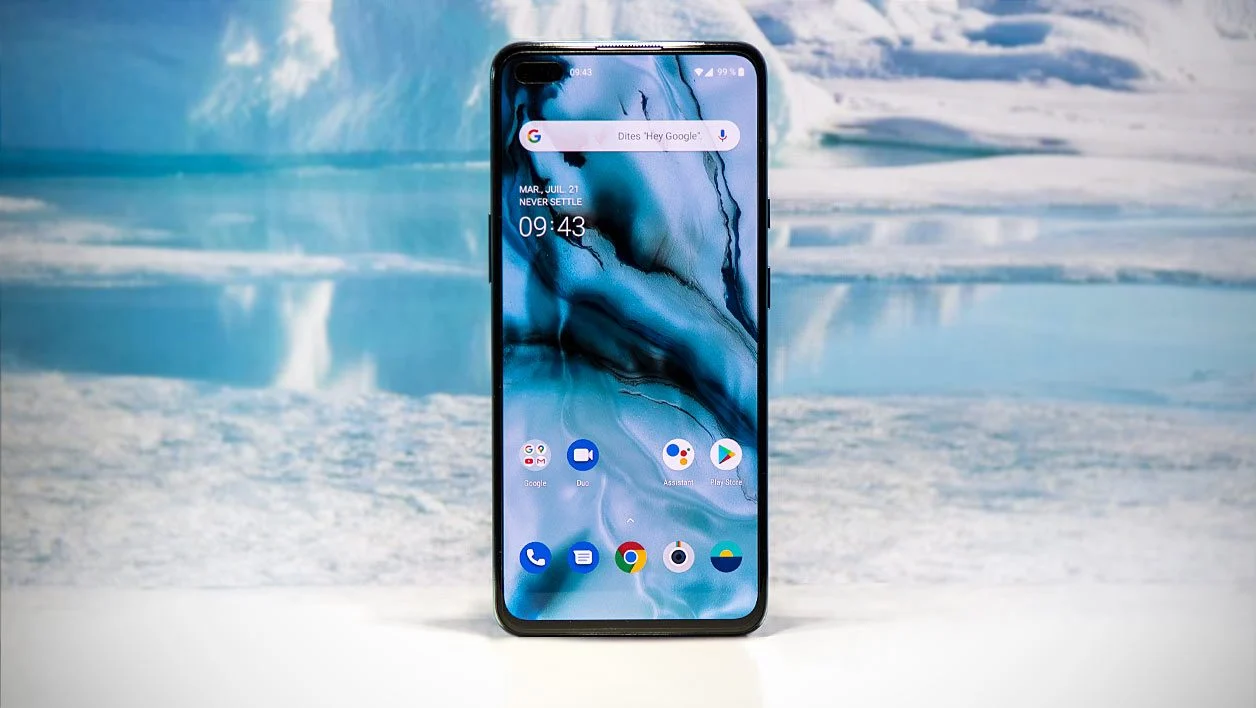 OnePlus Nord 與 Google Pixel 9 Pro Fold