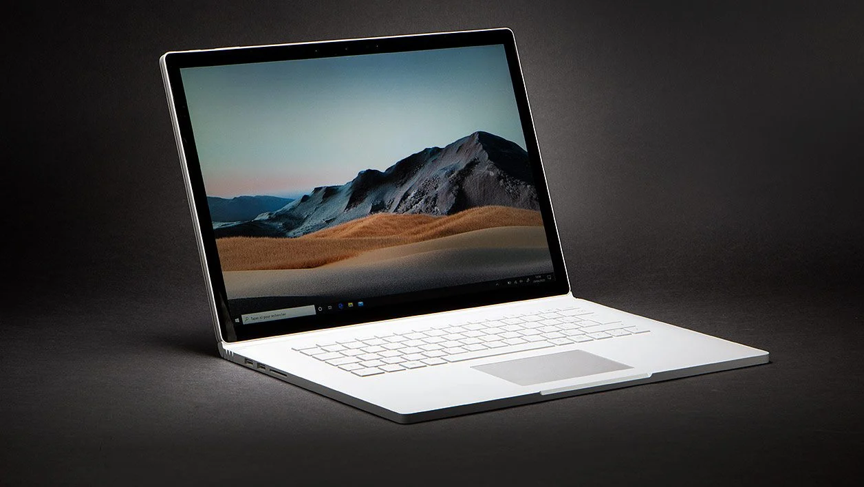 微軟 Surface Book 3 15 吋（酷睿 i7、512 GB、GTX）與諾基亞 PureBook Fold 14