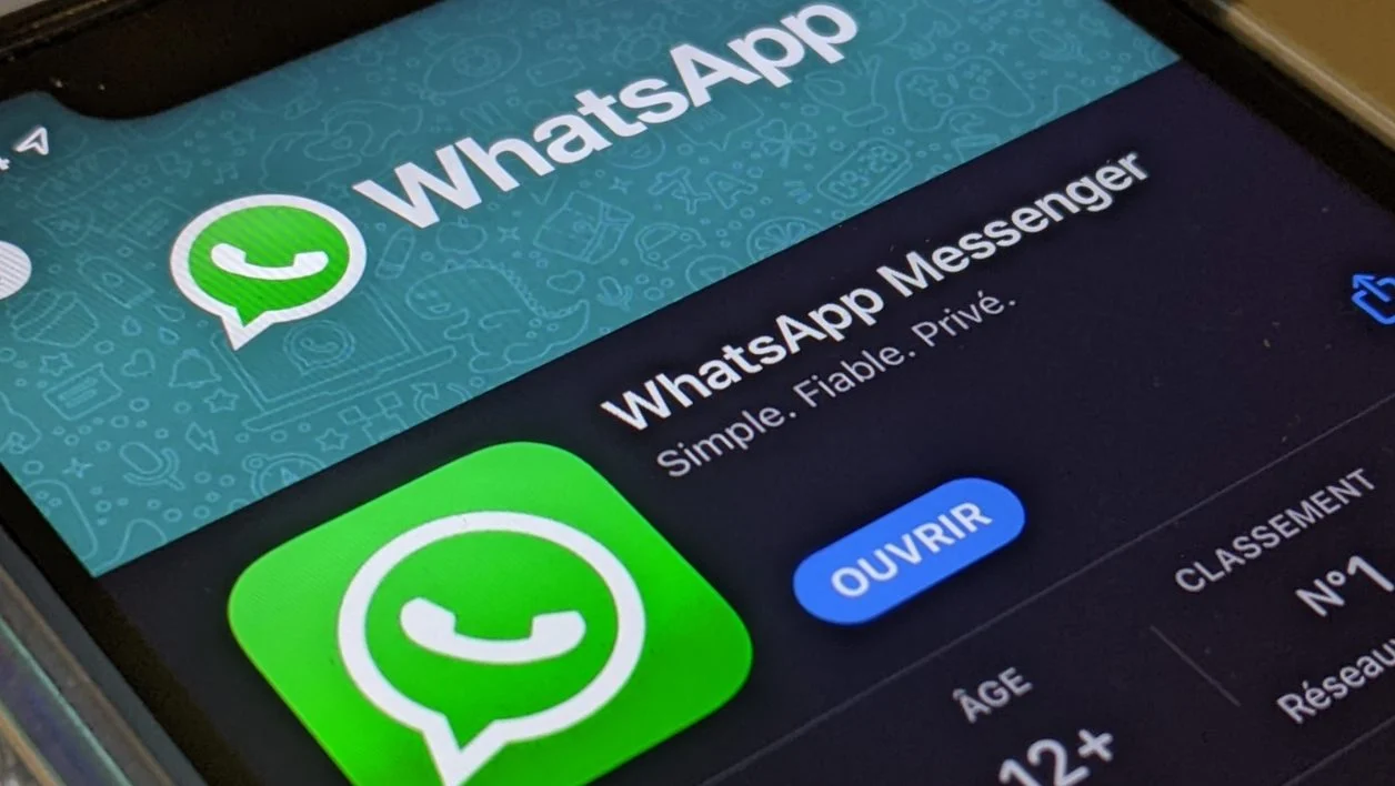 WhatsApp ให้คุณซ่อนสถานะออนไลน์ของคุณได้แล้ว