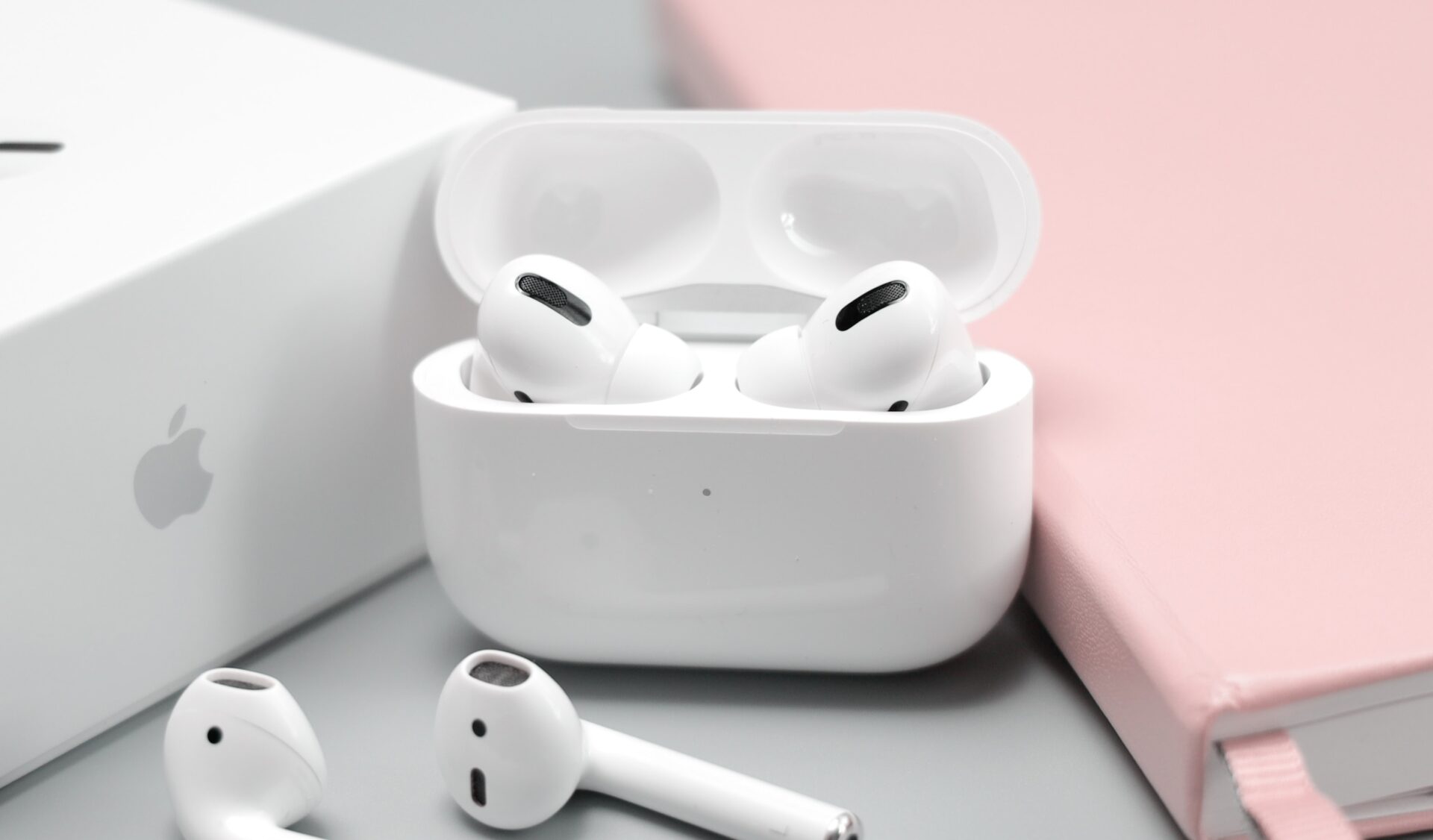 AirPods Pro 2：Lightning 端口会抵制，今年没有 USB-C