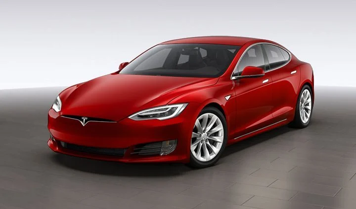 特斯拉：Model S Plaid 以超过 347 公里/小时的速度打破新的速度记录