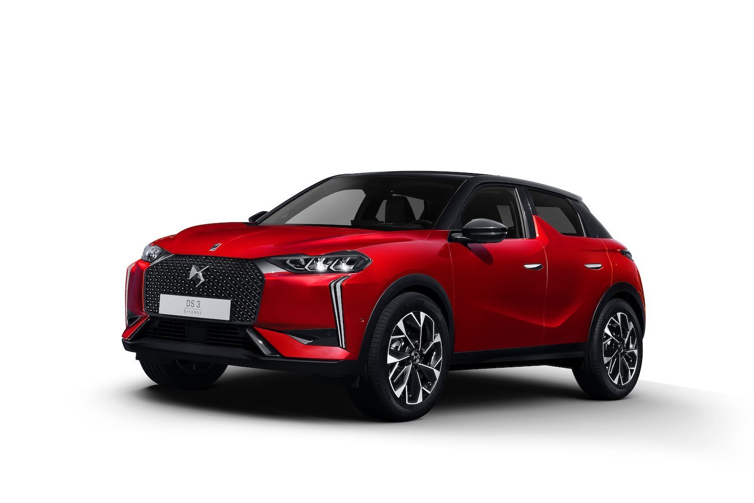 DS 3 E-Tense：雪铁龙的电动紧凑型汽车希望纠正这种情况