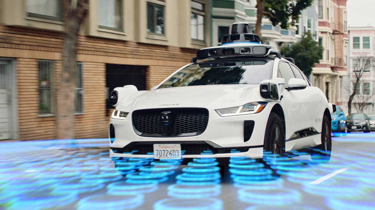 旧金山大雾中，Waymo 的自动驾驶汽车停止工作