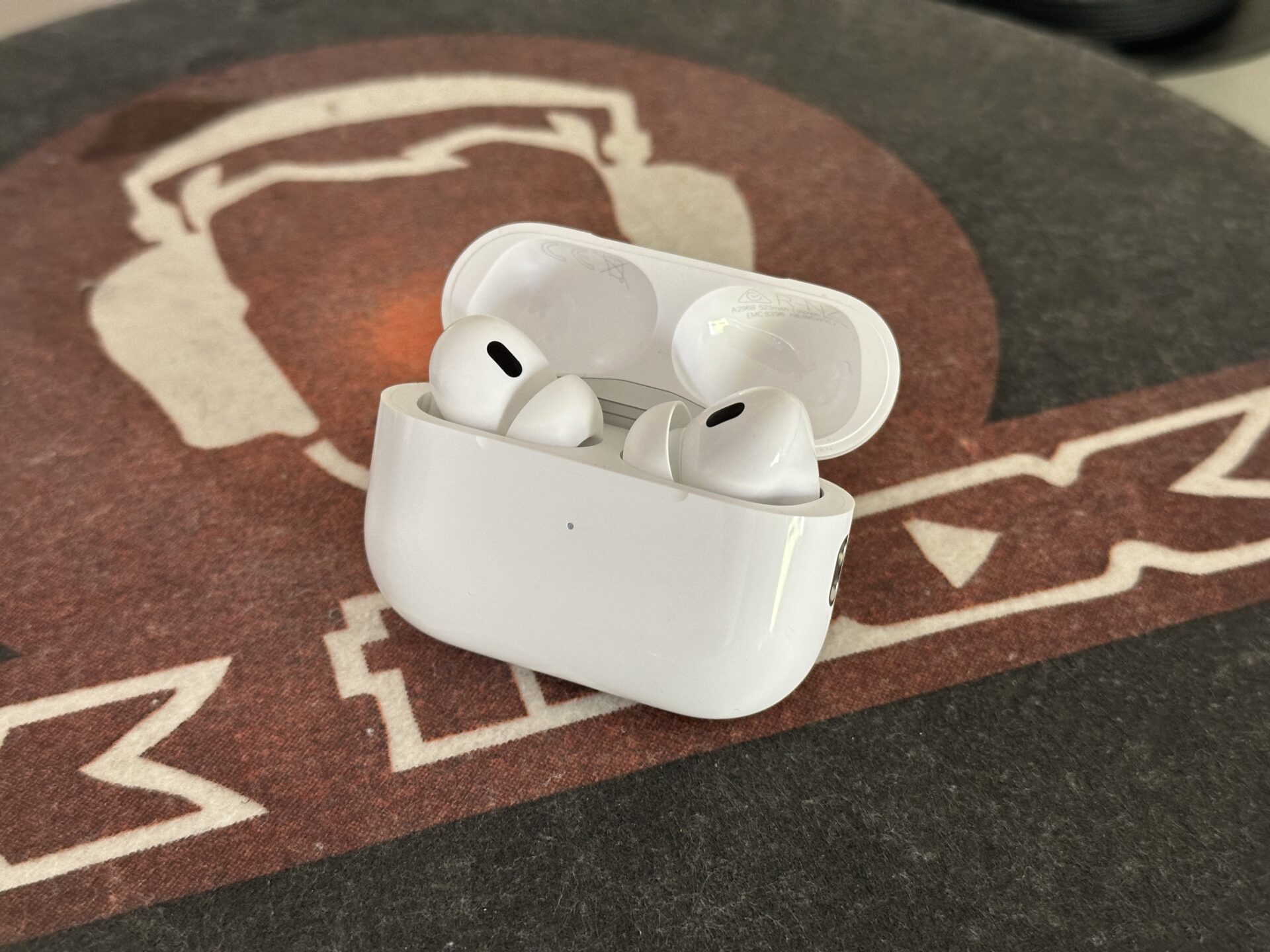 Apple AirPods Pro 2 USB-C 测试：您应该更换 AirPods Lightning 吗？