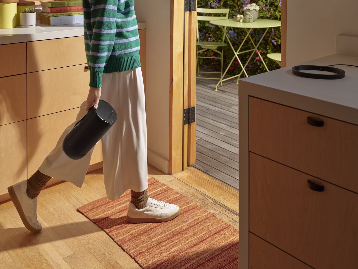 Sonos Move 2: เสียงสเตอริโอและอายุการใช้งานแบตเตอรี่เพิ่มขึ้นสองเท่าสำหรับลำโพงพกพาอเนกประสงค์